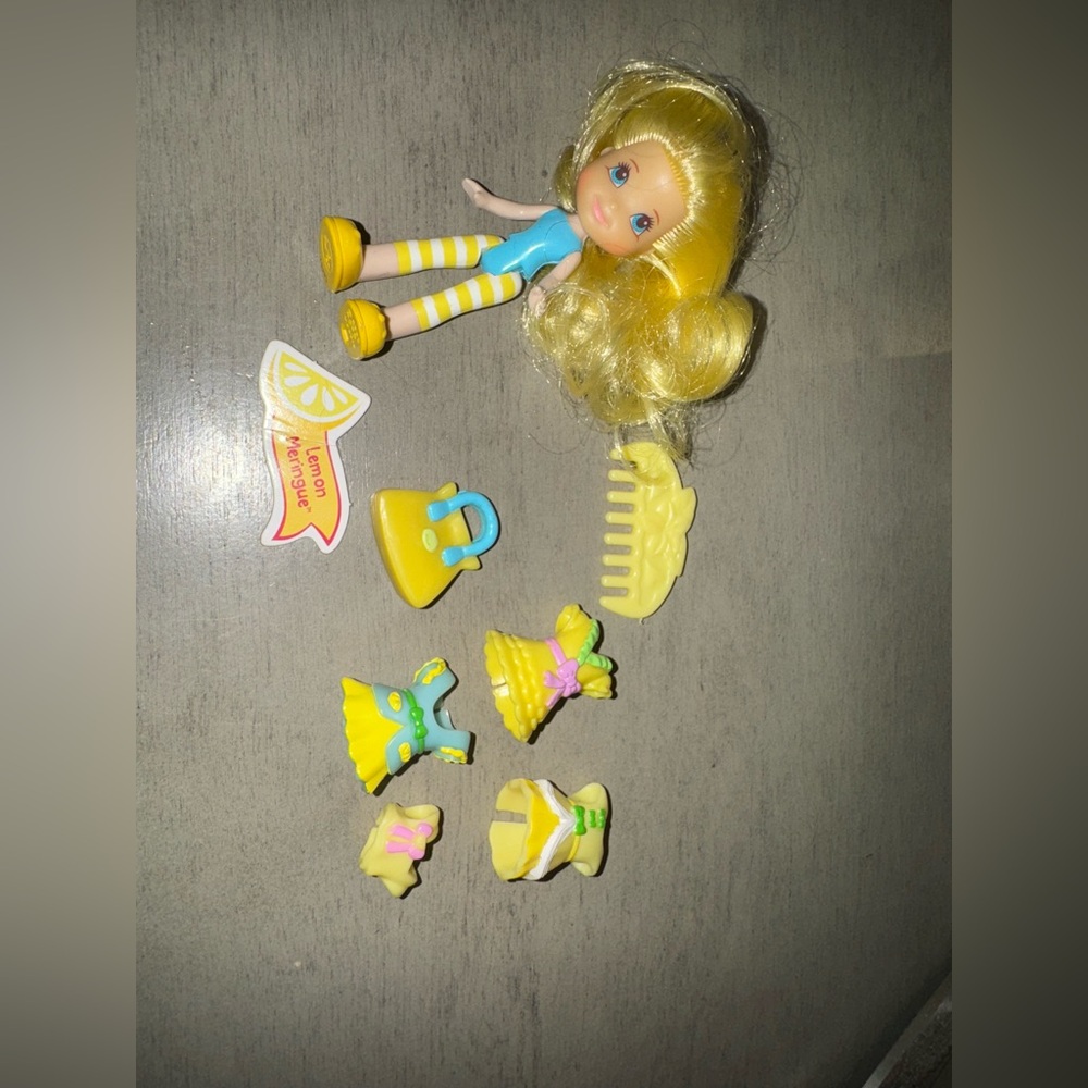 Y2K Early 2000’s Strawberry Meringue doll with accessories